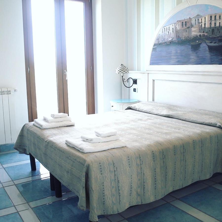 Hotel Isolabella Βεντοτένε Εξωτερικό φωτογραφία